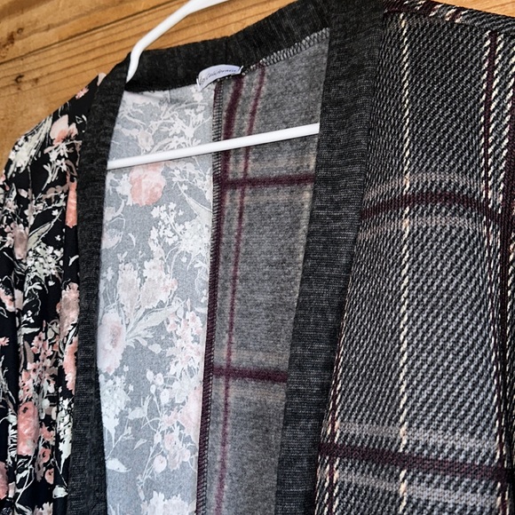 Egy California Mixed Media Open Front Cardigan - Picture 4 of 12